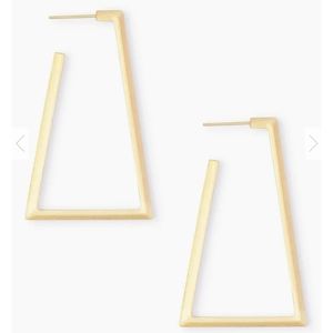 Easton Hoop Earrings In Gold